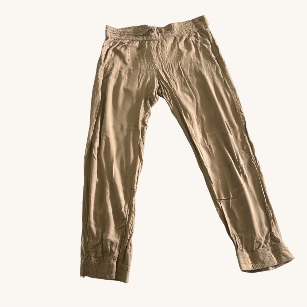 TNA Relaxed Jogger